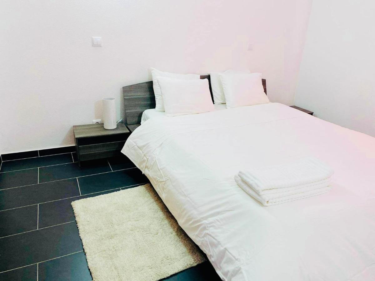 Albufeira Beach Side Apartment Exterior photo